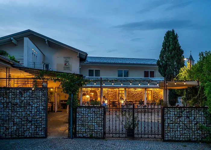 Zajazd Gaestezimmer La Storia *